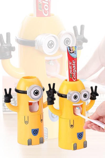 Toothpaste Dispenser Minions